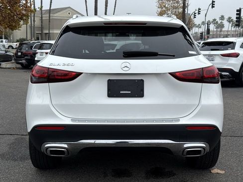 Certified 2021 Mercedes-Benz GLA 250 image 17