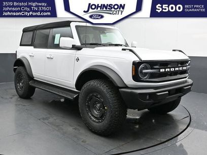 New 2025 Ford Bronco Outer Banks w/ Sasquatch Package