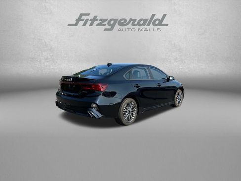 Used 2023 Kia Forte GT-Line w/ GT-Line Premium Package FWD image 8