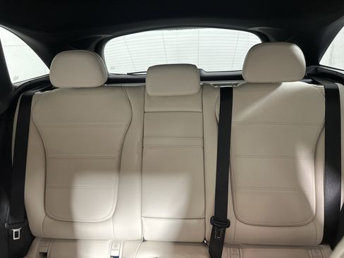 Used 2026 Mercedes-Benz GLC 300 4MATIC image 21