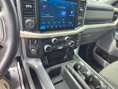 Used 2022 Ford F150 XLT w/ Equipment Group 302A High AWD/4WD image 10