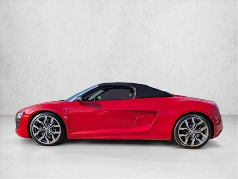 Used 2012 Audi R8 V10 image 8