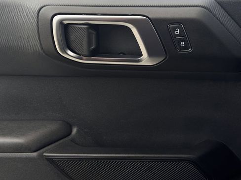 Used 2025 Ford Bronco Big Bend image 23