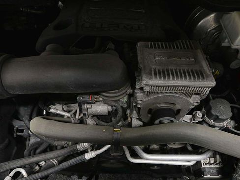 Used 2021 RAM 1500 Limited w/ Night Edition image 17