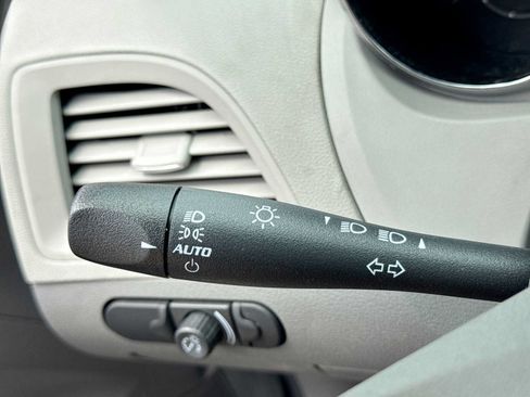 Used 2009 Chevrolet Malibu LS FWD image 24