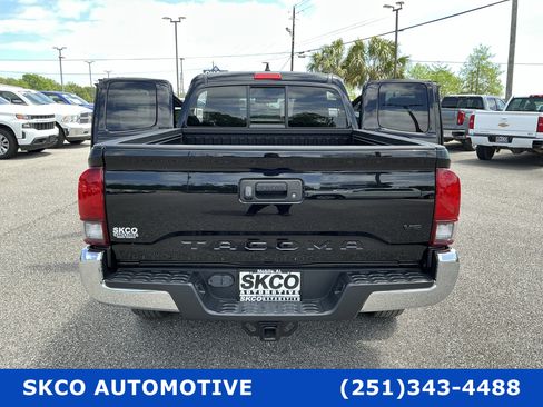 Used 2022 Toyota Tacoma SR5 image 6