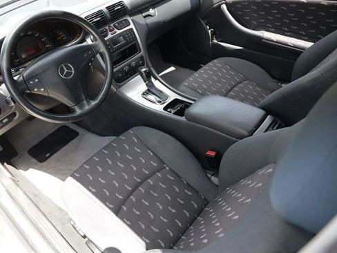 Used 2002 Mercedes-Benz C 230 Coupe image 14