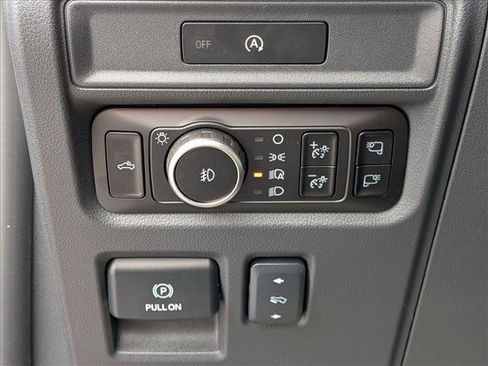Used 2025 Ford F150 Lariat w/ Equipment Group 502A High AWD/4WD image 17