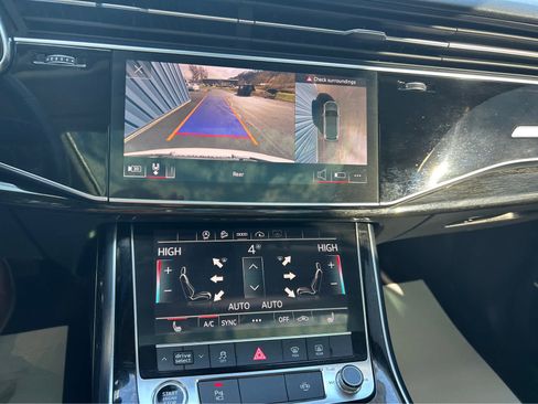 Used 2021 Audi Q7 3.0T Premium Plus image 21