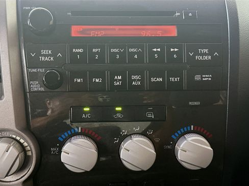 Used 2013 Toyota Tundra 2WD Double Cab image 21