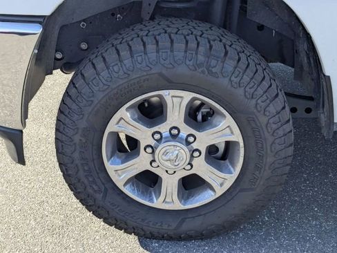 Used 2024 RAM 2500 Big Horn image 24