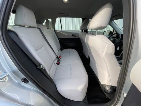 Used 2024 Toyota Corolla Cross L image 21