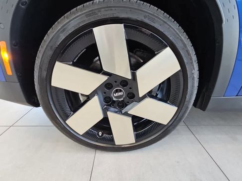Certified 2025 MINI Cooper Countryman S AWD/4WD image 31