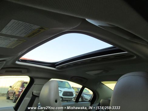 Used 2014 Volvo S60 T5 image 9