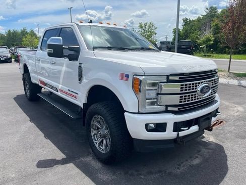 Used 2019 Ford F350 Platinum w/ Platinum Ultimate Package AWD/4WD image 5