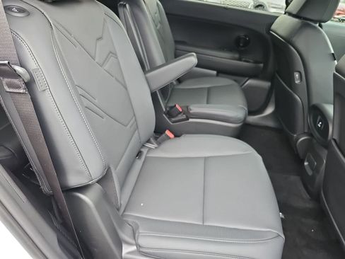 Certified 2026 Hyundai Palisade XRT Pro AWD/4WD image 17