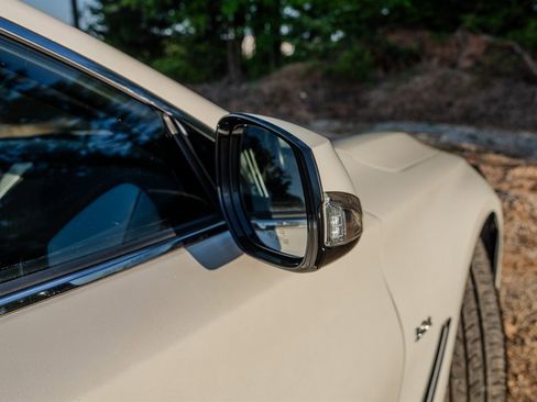 Used 2017 INFINITI Q60 3.0t w/ Premium Plus Package 3.0T image 12