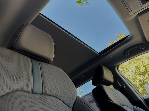 New 2025 Honda Pilot Elite image 18