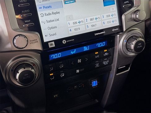 Used 2020 Toyota 4Runner Limited image 27