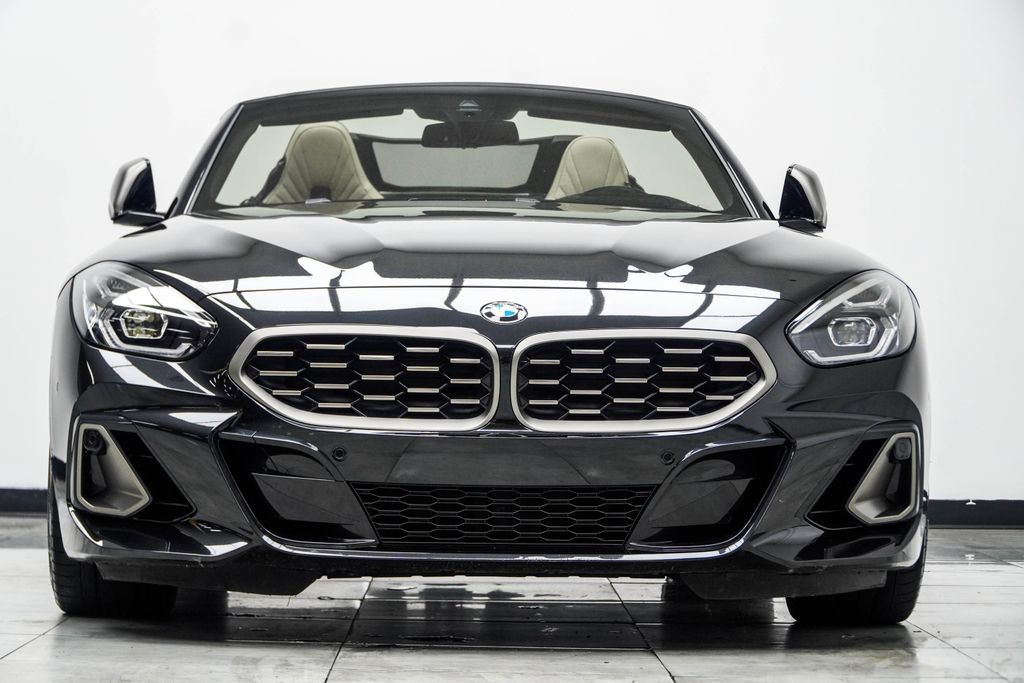 Used 2024 BMW Z4 M40i w/ Premium Package RWD image 10