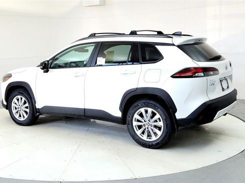 New 2026 Toyota Corolla Cross LE image 4