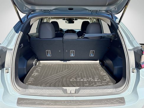 Certified 2025 Subaru Crosstrek 2.0i Premium image 12