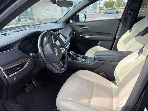 Used 2020 Cadillac XT4 Sport image 8