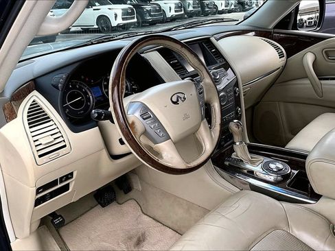 Used 2016 INFINITI QX80 2WD w/ Driver's Assistance Package image 17