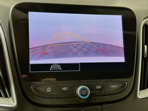 Used 2024 Chevrolet Malibu LT image 13