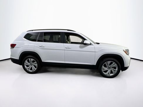 Used 2023 Volkswagen Atlas SE image 4