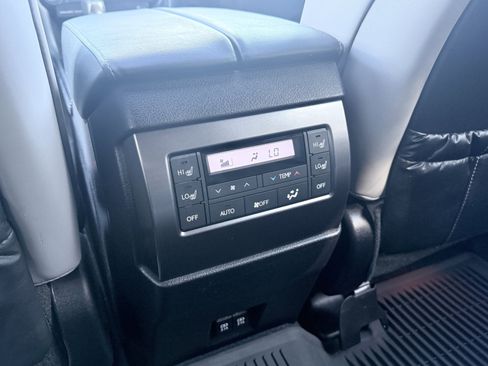 Used 2023 Lexus GX 460 Premium image 65