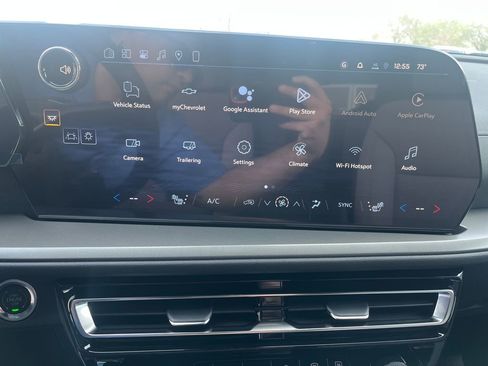 New 2026 Chevrolet Traverse LT w/ Driver Confidence Package FWD image 20