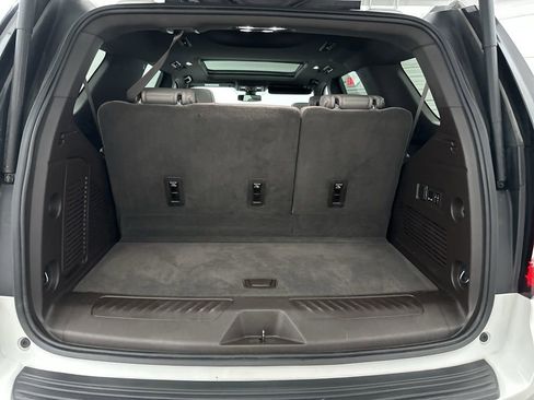 Used 2021 GMC Yukon SLT w/ SLT Luxury Plus Package image 24