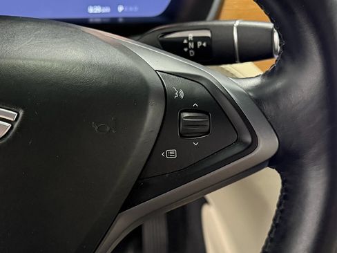 Used 2020 Tesla Model X Long Range AWD/4WD image 23