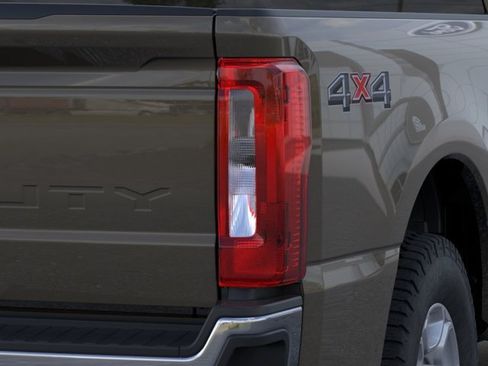 New 2026 Ford F250 XLT AWD/4WD image 21