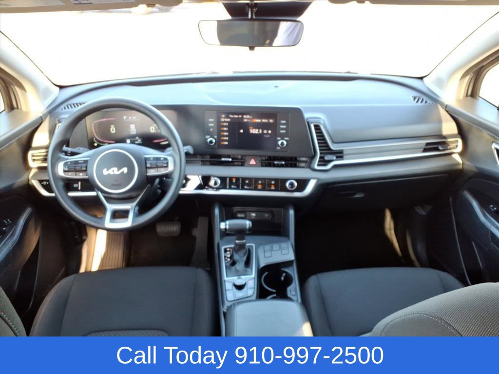 Used 2024 Kia Sportage LX FWD image 25