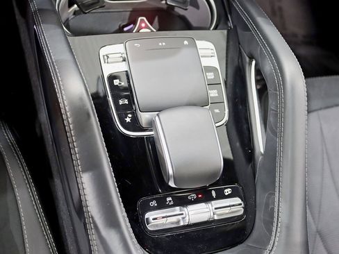 Used 2021 Mercedes-Benz GLE 53 AMG GLE 53 AMG image 31