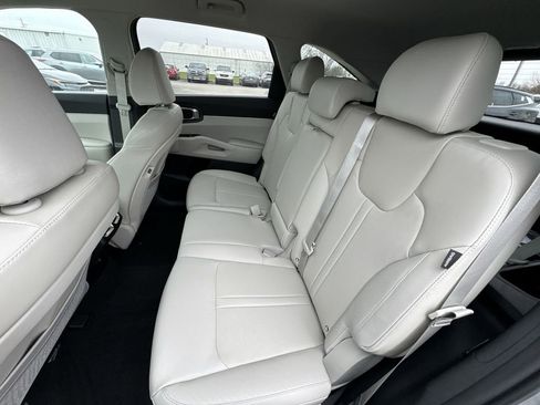 New 2026 Kia Sorento S FWD image 22