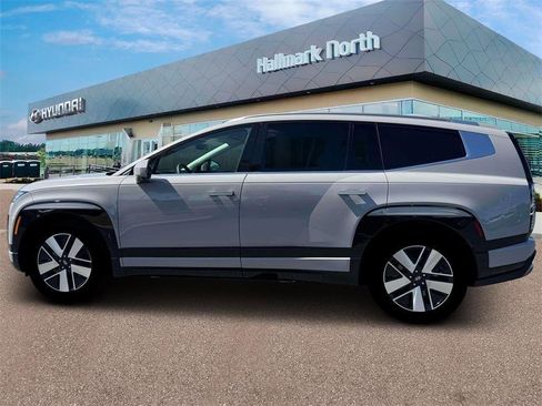 New 2026 Hyundai Ioniq 9 SEL image 3