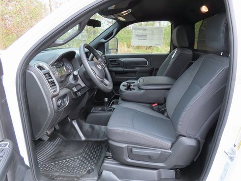 New 2024 RAM 3500 Tradesman image 21