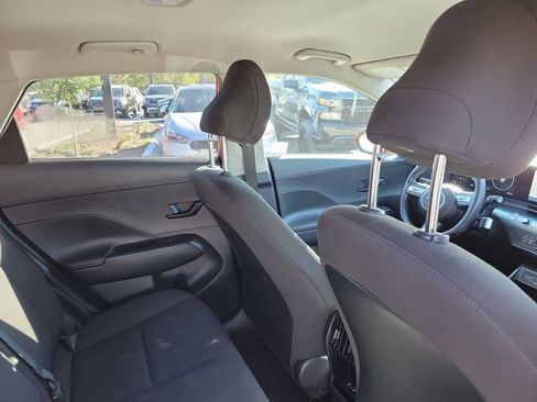 Used 2024 Hyundai Kona SEL w/ Convenience Package image 32