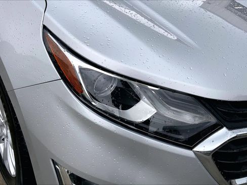 Used 2020 Chevrolet Equinox LT FWD image 27