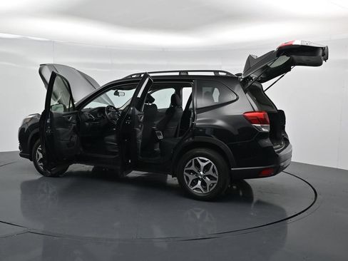 Used 2024 Subaru Forester Premium AWD/4WD image 41