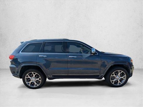 Used 2021 Jeep Grand Cherokee Overland image 4