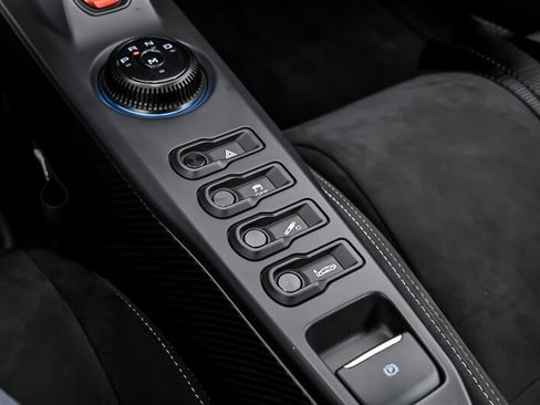 Used 2020 Ford GT Carbon Series RWD image 54