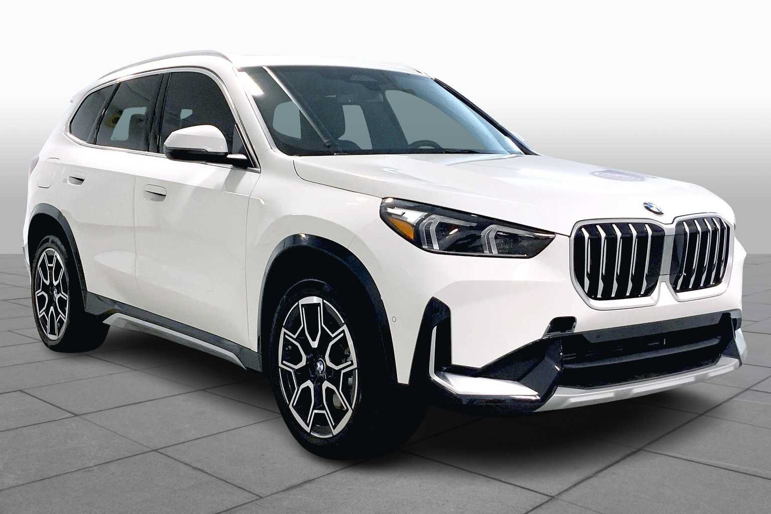 Used 2026 BMW X1 xDrive28i w/ Convenience Package AWD/4WD image 2