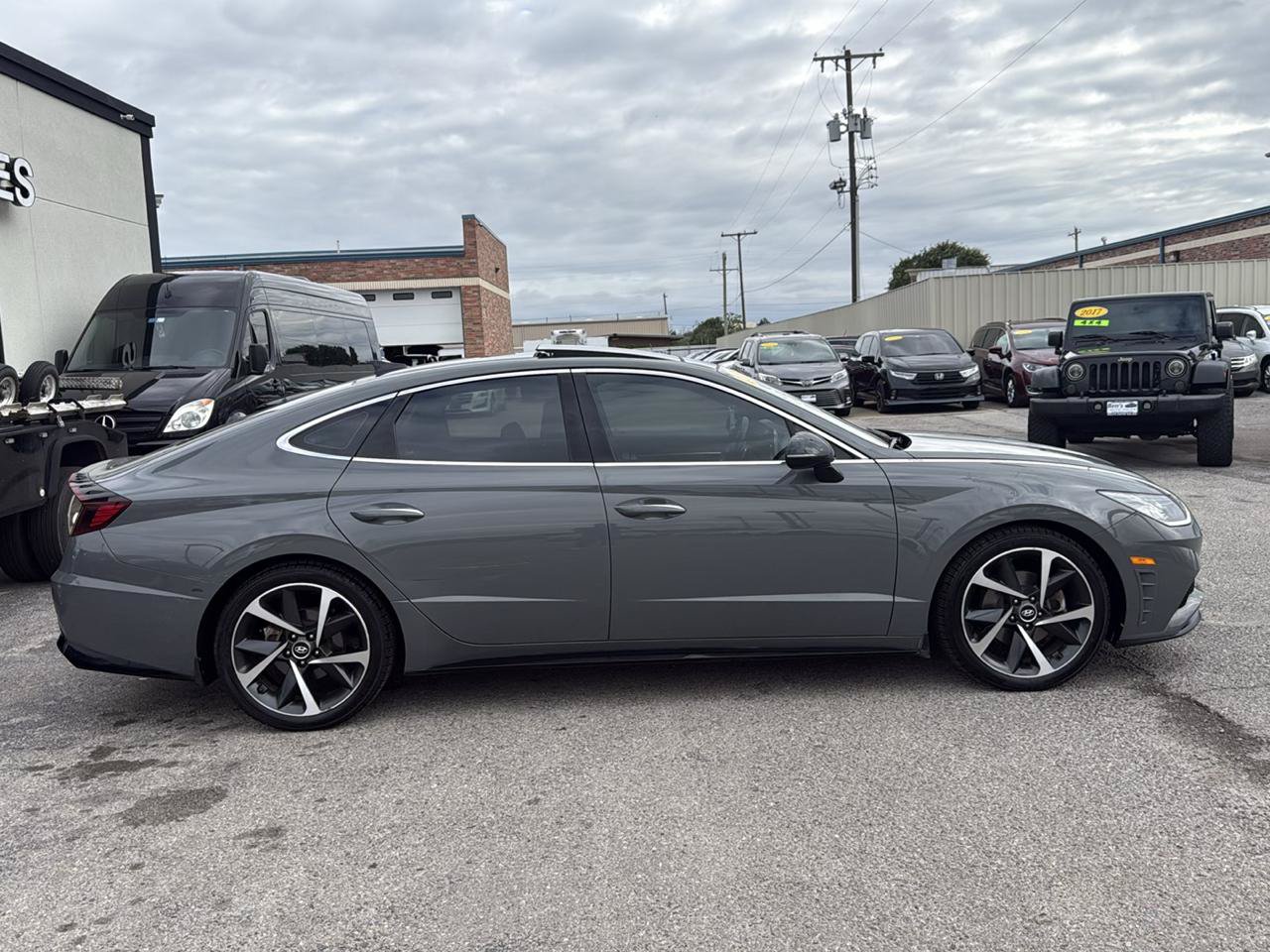 Used 2021 Hyundai Sonata SEL Plus w/ Tech Package FWD image 5