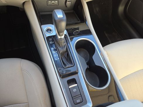 Used 2022 Nissan Altima 2.5 SV w/ SV Premium Package image 22