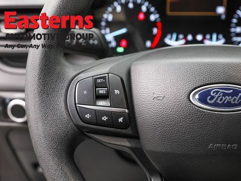 Used 2024 Ford Explorer 4WD image 15