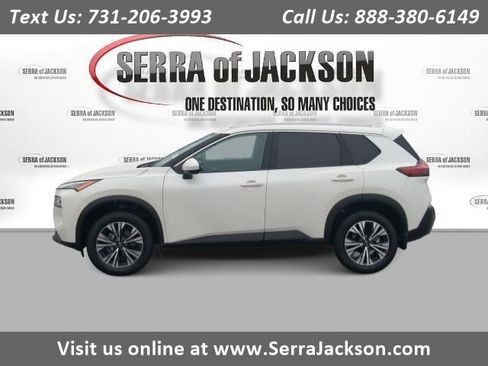Used 2023 Nissan Rogue SV w/ SV Premium B Package FWD image 1
